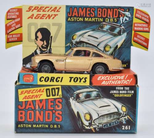 Corgi Toys diecast model James Bond 007 Aston Martin DB5 wit...