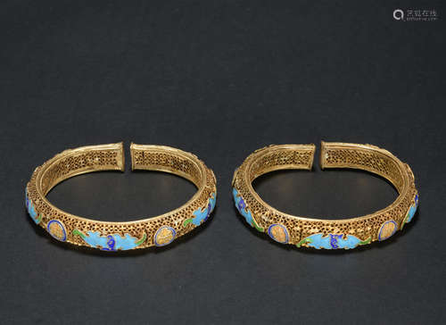 A pair of bracelet