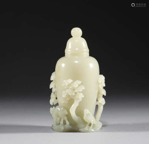 In the Qing Dynasty, Hotan Yu's poetry bottle