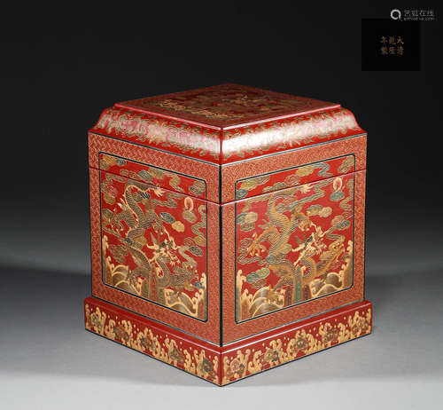 In the Qing Dynasty, the dragon pattern lacquer seal box