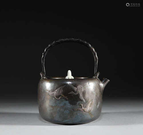 Japan, sterling silver inlaid gold lifting beam pot