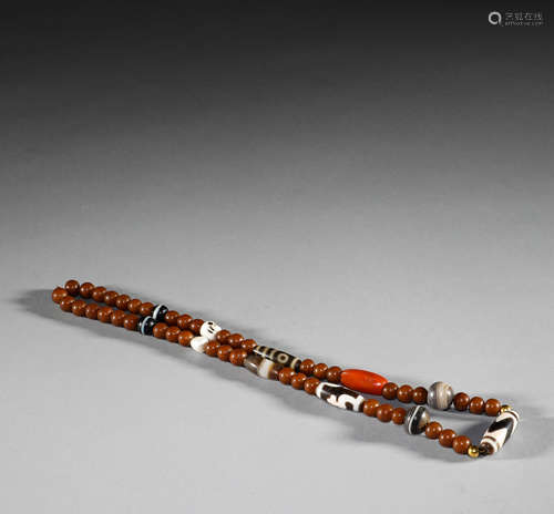 Agate pearl necklace in Tang Dynasty