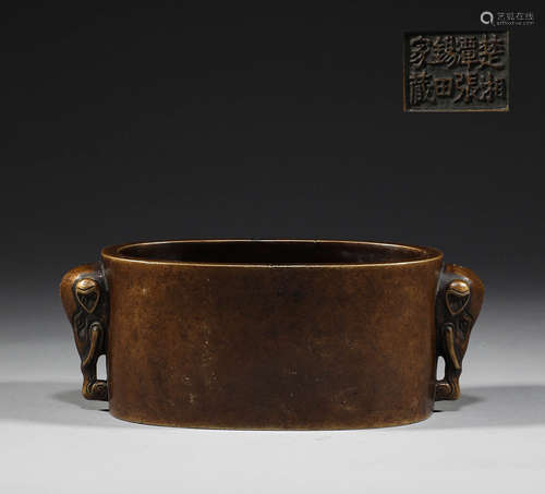 In the Qing Dynasty, the bronze double Elephant Ear censer