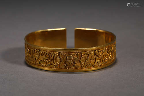 Incised Gold Made Bangle