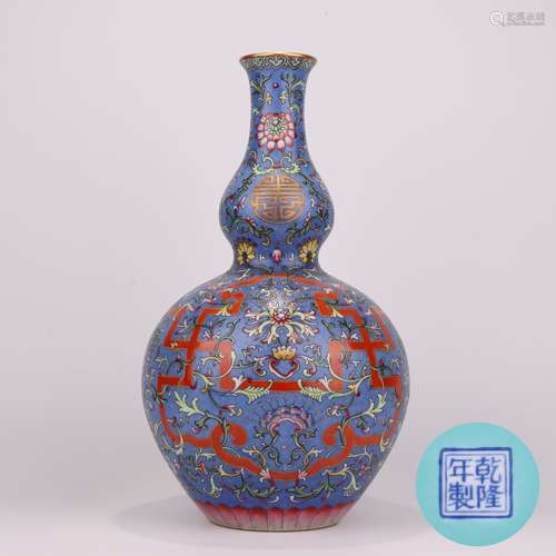 Famille Rose Longevity Double-Gourd-Shape Vase