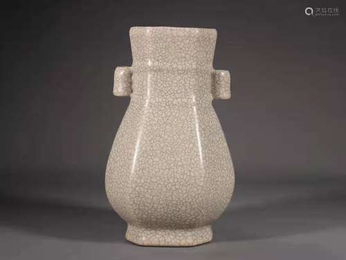 Ge Type Hexagonal Double-Eared Vase