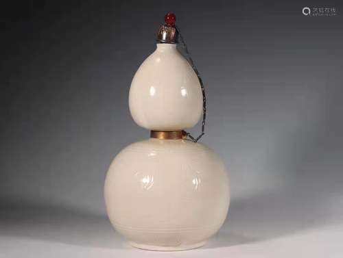 Ding Ware Gold Coating Double-Gourd-Shape Vase