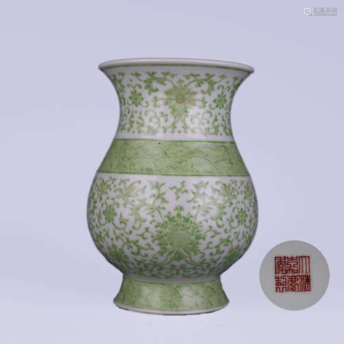 Green-Enamel Porcelain Lotus Zun