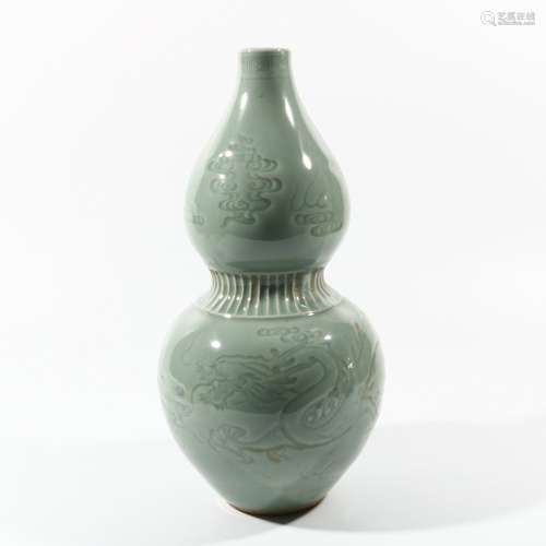 Green Glaze Porcelain 