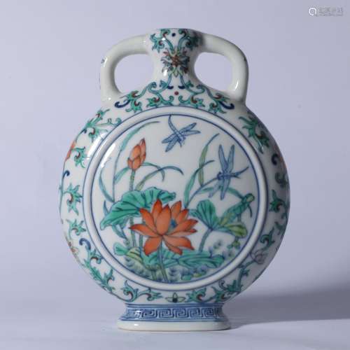 Doucai Porcelain 