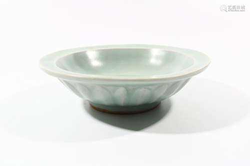 Green Glaze Porcelain Lotus Bowl, China