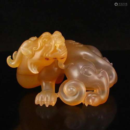 Vintage Chinese Agate Fortune Beast Statue