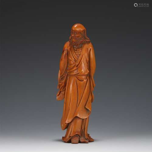 A CHINESE BOXWOOD FIGURE STATUE