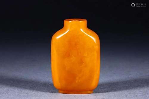 Qing Dynasty - Amber Snuff Bottle