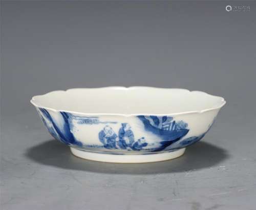 A CHINESE BLUE AND WHITE PORCELAIN FIGURES STORY DISH