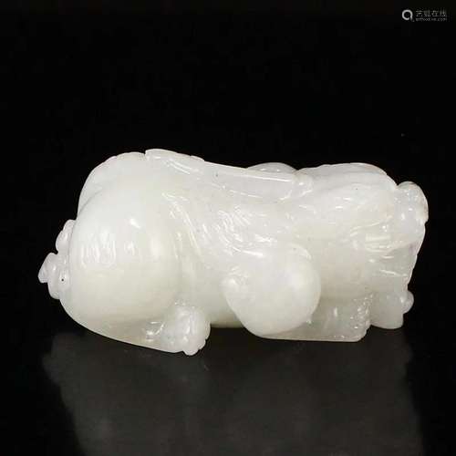 Hand Carved Chinese Hetian Jade Fortune Unicorn Statue