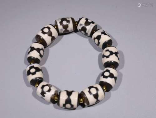 Agate Dzi Bead Bracelet