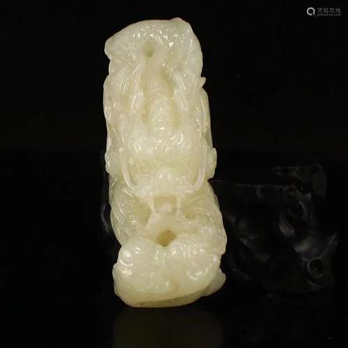 Superb Chinese Hetian Jade Fortune Dragon Pendant