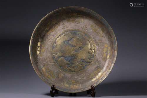 A CHINESE GILT SILVER DISH