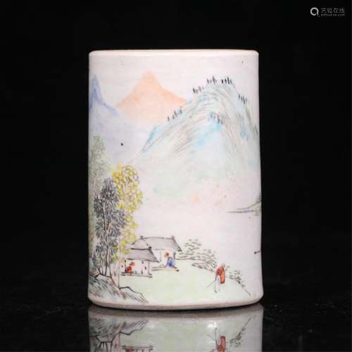 A CHINESE FAMILLE ROSE PORCELAIN BRUSH POT