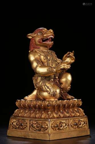 A CHINESE GILT BRONZE SEAL