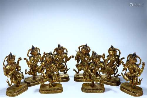 A GROUP OF CHINESE GILT BRONZE FIGURE OF BUDDHA STATUES