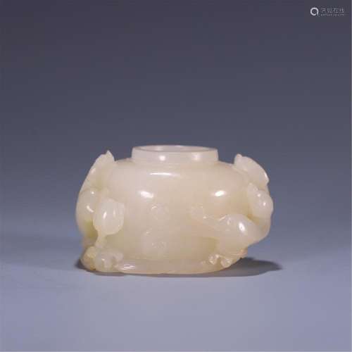 A CHINESE JADE WATER POT