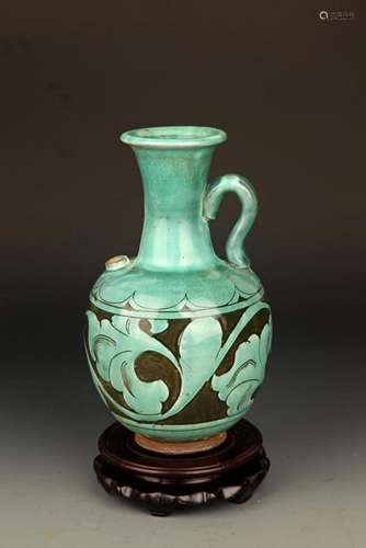 A GREEN GLAZED FLOWER CARVING PORCELAIN WATER JAR