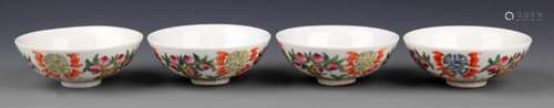 A GROUP OF FOUR FAMILLE-ROSE PORCELAIN BOWL