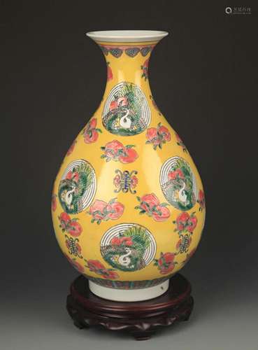 RARE YELLOW GROUND FAMILLE ROSE YU HU CHUN VASE