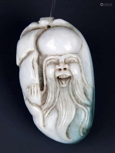 A FINE LONGEVITY GOD FIGURE PENDANT