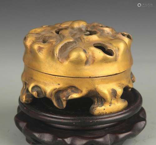 A BRONZE ROOT SHAPE INCENSE BOX