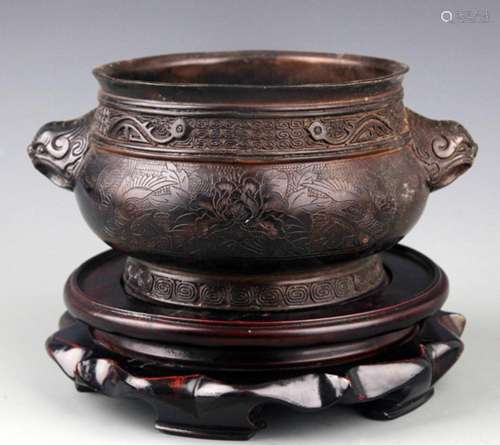 A FINELY CARVED DOUBLE LION EAR BRONZE CENSER