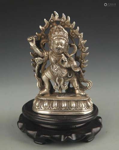 A FINE BRONZE VAJRAPANI STATUE