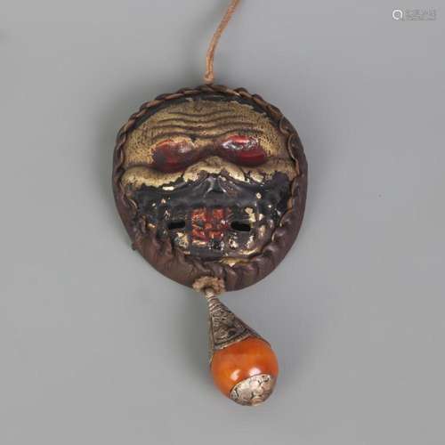 A FINE TIBETAN BUDDHISM PENDANT WITH BEESWAX