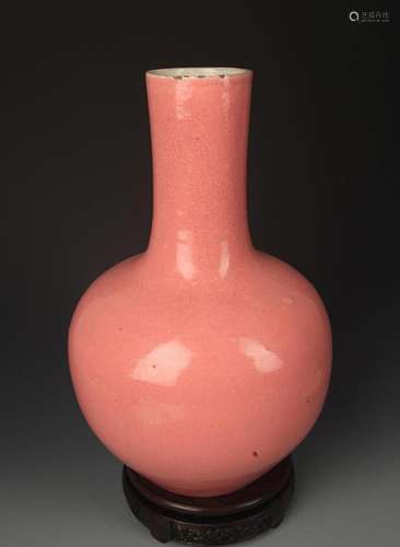 A CARMINE RED GLAZE GLOBULAR SHAPE VASE VASE