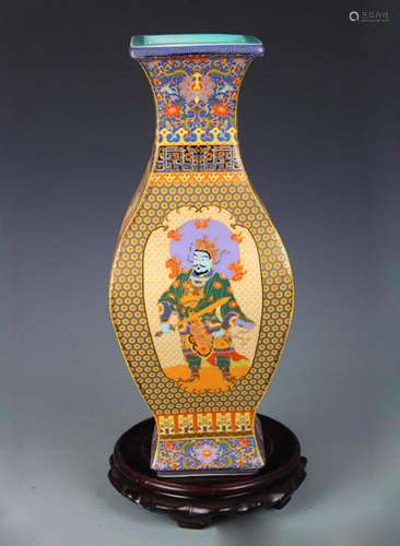 FAIENCE COLOR FOUR IMMORTAL SQUIRE VASE