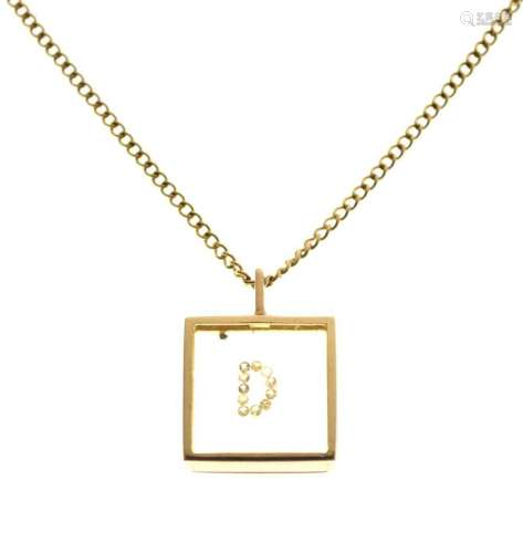 9ct gold initial D pendant on chain