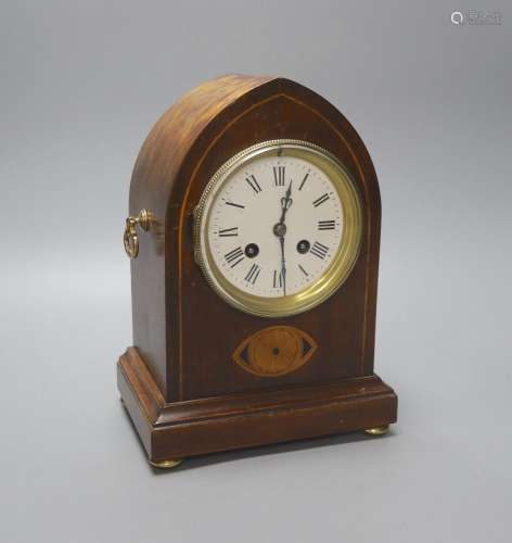 A mahogany and marquetry mantel clock, 26cm high (af) pendul...