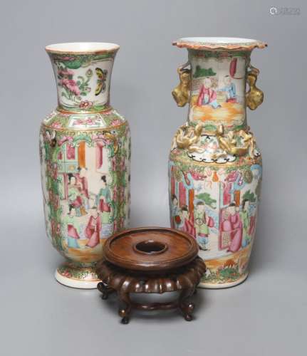 Two Chinese famille rose vases, late 19th century, tallest 2...