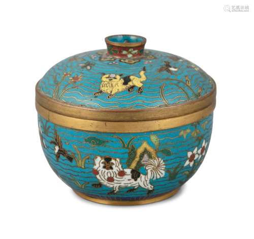A CLOISONNE ‘DOGS, CATS AND AUSPICIOUS VASES’ LIDDED BOX Chi...