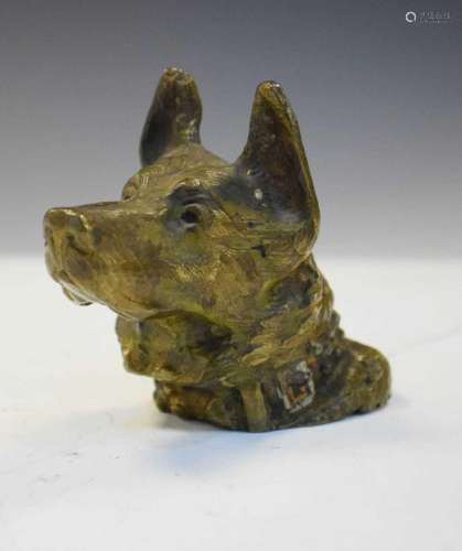 Bronze mascot in the form of a German Shepherd dogs head