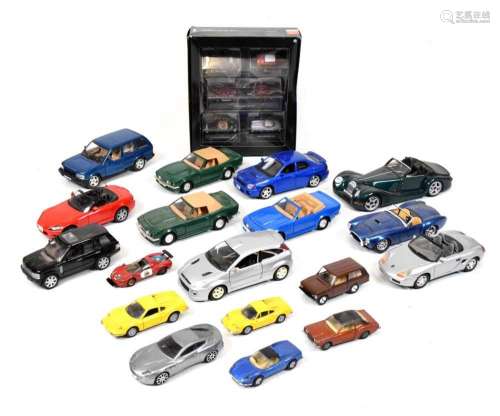 Mixed quantity of boxed and loose diecast model vehicles