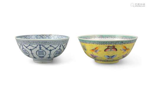 A GROUP OF TWO (2) PORCELAIN BOWLS China, Modern The first o...