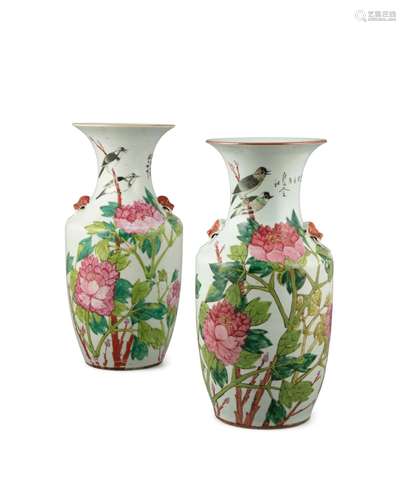 A NEAR PAIR OF SHUICAI ‘SPARROW AND CHRYSANTHEMUM’ PORCELAIN...