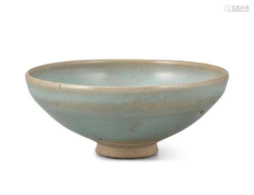 A JUNYAO TYPE STONEWARE BOWL OF CONICAL SHAPE China, Song / ...