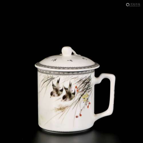 Famille Rose Porcelain Tea Cup, China