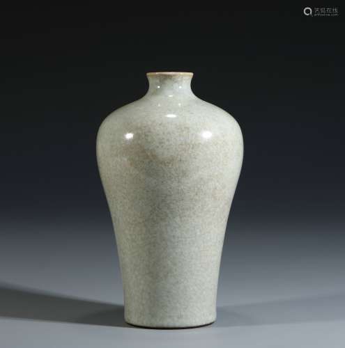 Ge Glaze Porcelain Prunus Vase , China