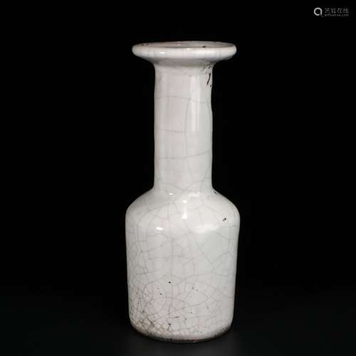 Ge Glaze Porcelain Bottle, China