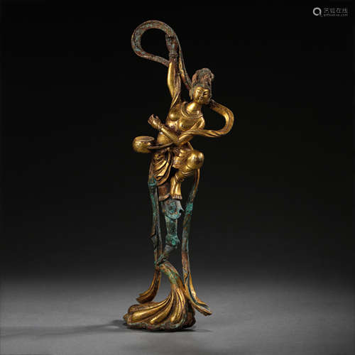 CHINESE TANG DYNASTY GILT BRONZE APSARAS STATUE